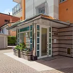 Mariavittoria 4*