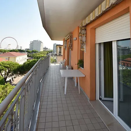 Mariavittoria Aparthotel 4*