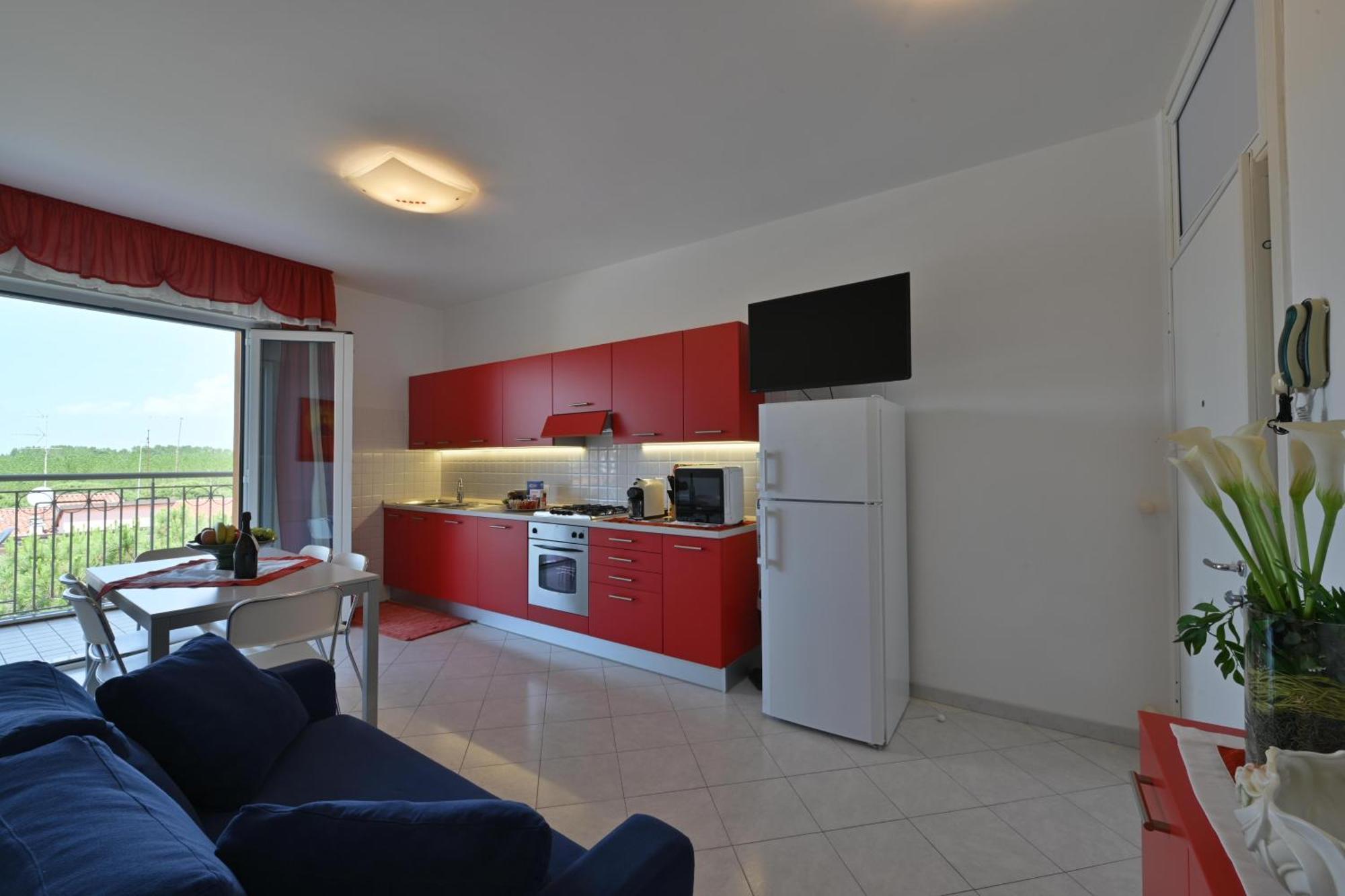 Mariavittoria Aparthotel 2*